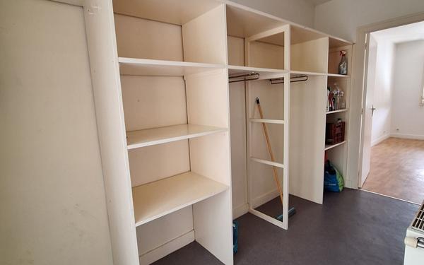 Appartement à louer    1 pièce • 33,72 m2 Saint-Yrieix-la-Perche