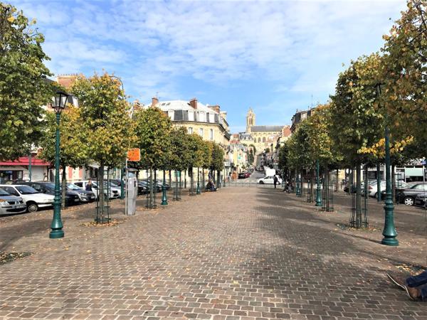 Pontoise (95300) Pontoise centre ville 150 m de la gare SNCF