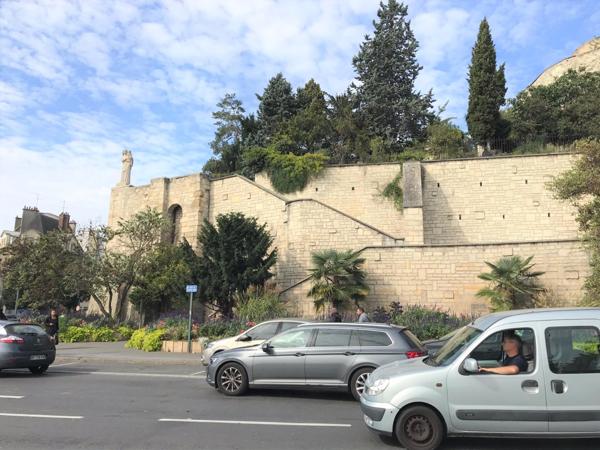Pontoise (95300) Pontoise centre ville 150 m de la gare SNCF