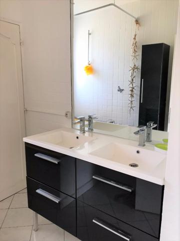 Pontoise (95300) Pontoise centre ville 150 m de la gare SNCF