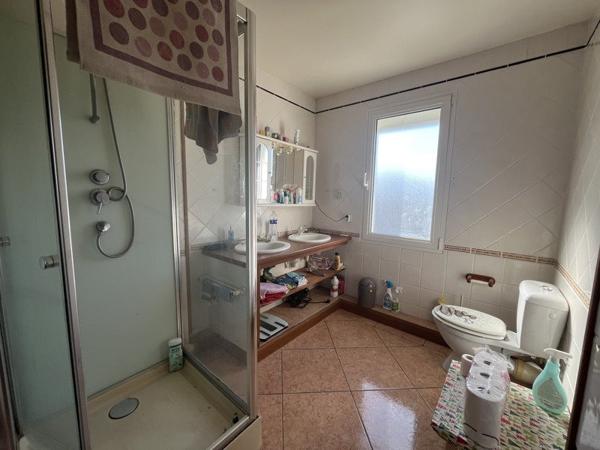 Maison à vendre |  Thiviers |  5 pièces | 96 m²