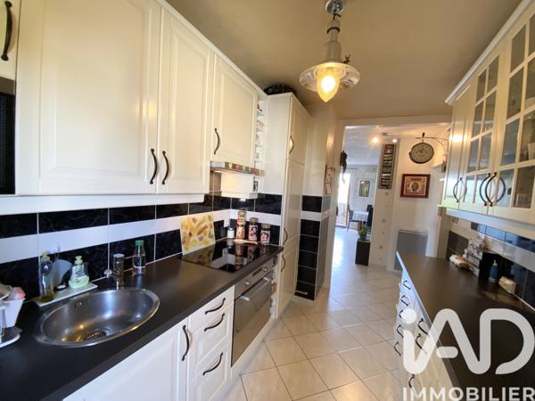 Appartement à vendre 3 pièces 65 m² Saint-Fargeau-Ponthierry