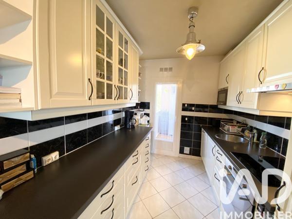 Appartement à vendre 3 pièces 65 m² Saint-Fargeau-Ponthierry