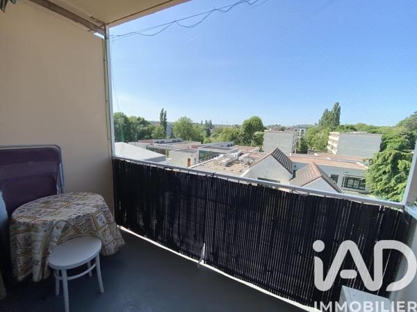 Appartement à vendre 3 pièces 65 m² Saint-Fargeau-Ponthierry