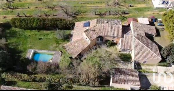 Maison d’architecte 11 pièces de 269 m² à Malaucène (84340)