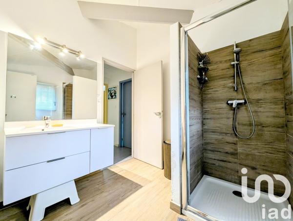 Maison d’architecte 11 pièces de 269 m² à Malaucène (84340)