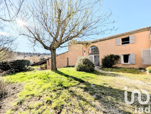 Maison d’architecte 11 pièces de 269 m² à Malaucène (84340)