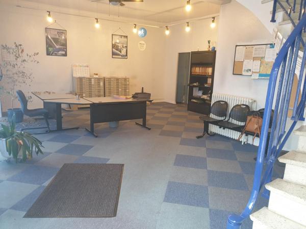 Local plein centre ville