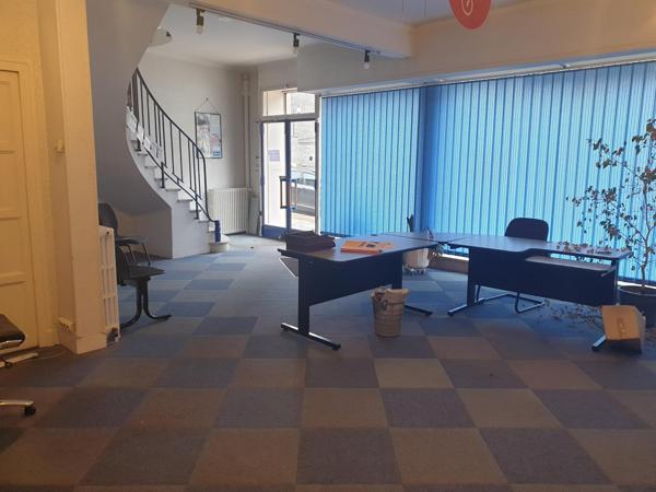 Local plein centre ville