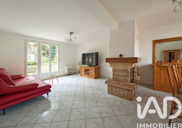 Maison à vendre 9 pièces 195 m² Le Coudray-Montceaux