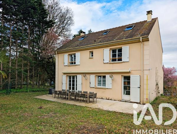 Maison à vendre 9 pièces 195 m² Le Coudray-Montceaux