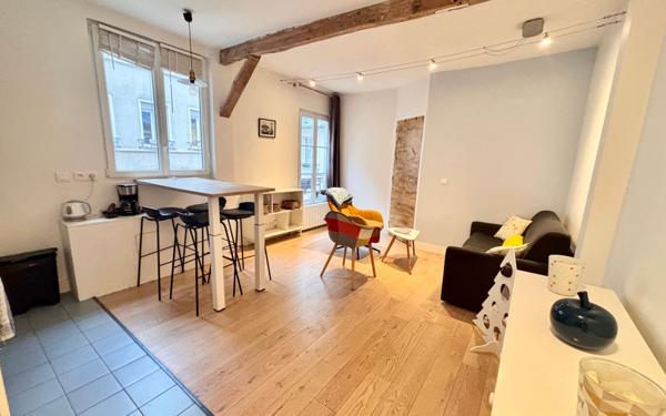 Appartement à vendre    2 pièces • 26,92 m2 Paris 17