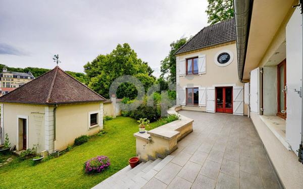 Maison à vendre    7 pièces • 202,50 m2 Le Plessis-Robinson