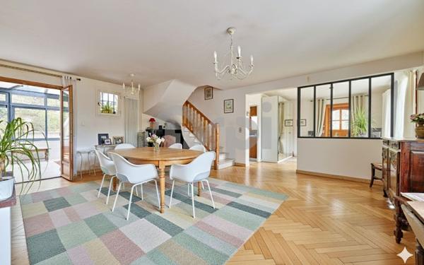 Maison à vendre    7 pièces • 202,50 m2 Le Plessis-Robinson
