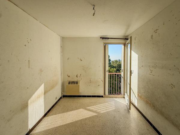 Vente                                                      Appartement
                        
                     4 pièces                      65 m2                     à Draguignan