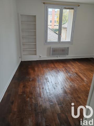 Location appartement 1 pièce 21 m² Limours