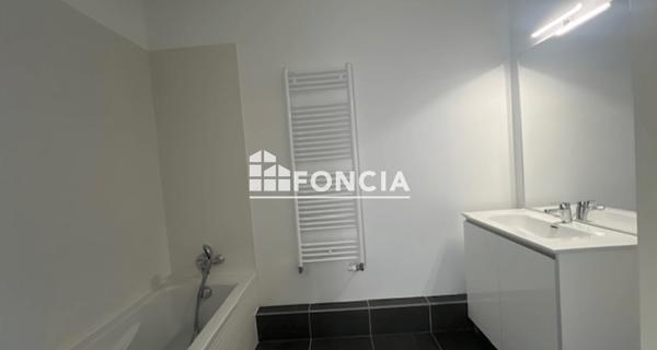 À vendre Appartement 3 pièces 73 m² - Francheville 69340