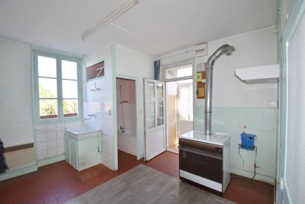 Dpt Nièvre (58), à vendre CERCY LA TOUR appartement T3