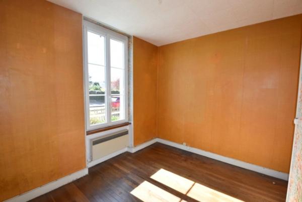 Dpt Nièvre (58), à vendre CERCY LA TOUR appartement T3