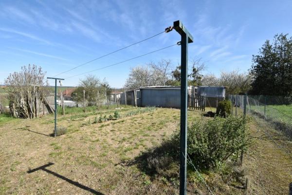 Dpt Nièvre (58), à vendre CERCY LA TOUR appartement T3