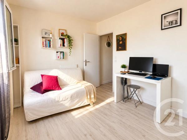 Appartement F3 à vendre  3 pièces - 65,79 m 2   MANTES LA JOLIE  - 78
