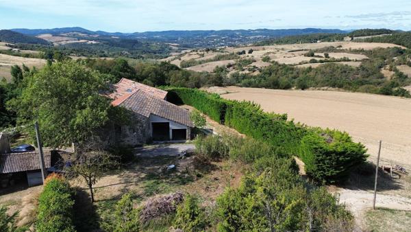 Bâtiment agricole avec terrain à Saint-Romain
