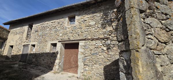 Bâtiment agricole avec terrain à Saint-Romain