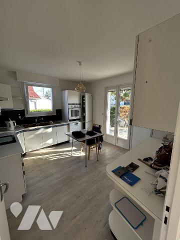Spacieuse maison familiale avec sous-sol complet