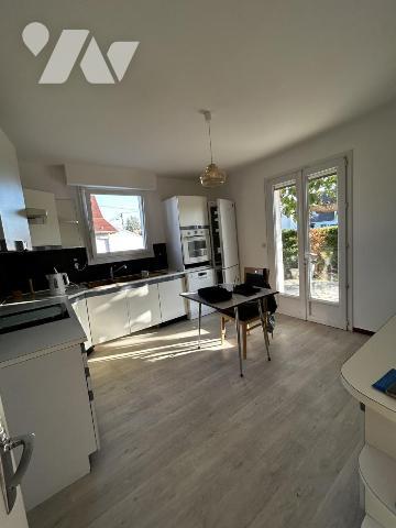 Spacieuse maison familiale avec sous-sol complet
