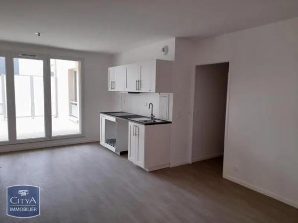Appartement à louer 3 pièces 58.15m² Melun (77000)