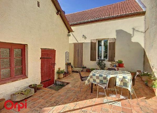 Maison à vendre    5 pièces •  Bézenet