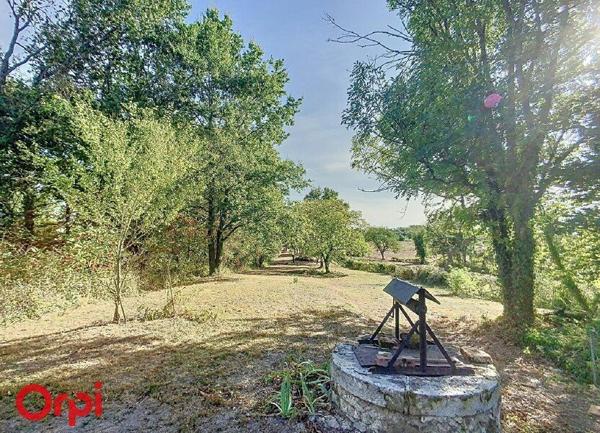 Maison à vendre    5 pièces •  Bézenet