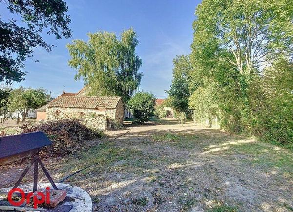 Maison à vendre    5 pièces •  Bézenet