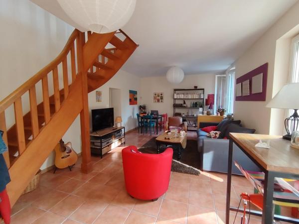 Maison à COUR-CHEVERNY, 41700 - 4 pièces 84m²