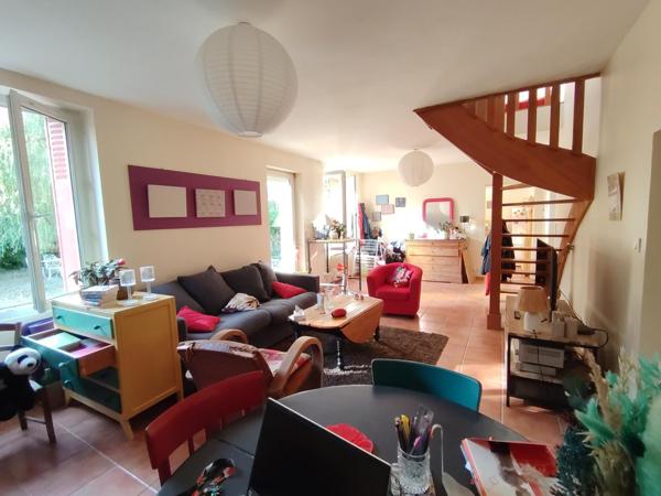 Maison à COUR-CHEVERNY, 41700 - 4 pièces 84m²