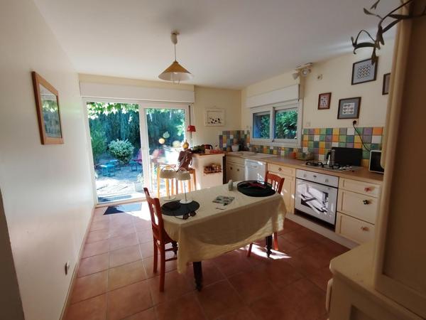 Maison à COUR-CHEVERNY, 41700 - 4 pièces 84m²