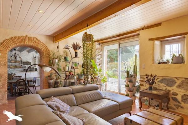 Maison à vendre |  Saint-Jean-de-Verges |  10 pièces | 174 m²