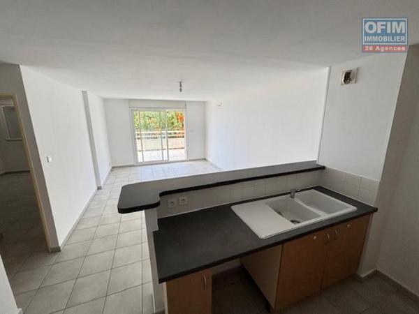 A vendre T2 plein centre de La Montagne, à proximité de tous les commerces, à pieds.