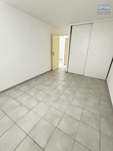 A vendre T2 plein centre de La Montagne, à proximité de tous les commerces, à pieds.