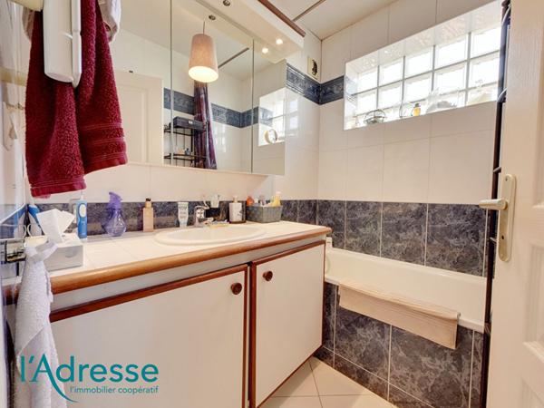 Appartement Noisy Le Grand 3 pièce(s) 65 m2