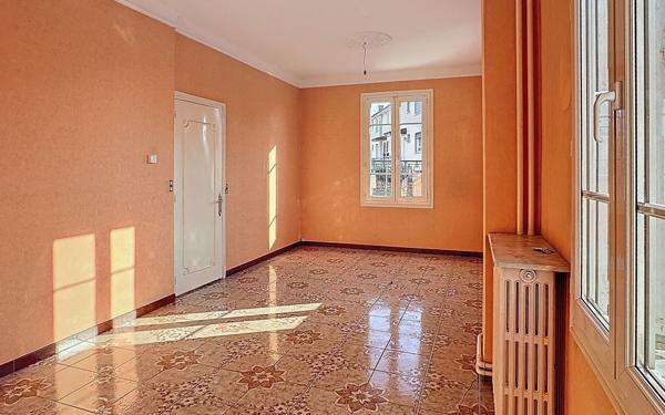 Maison à vendre    3 pièces • 91 m2 Reims