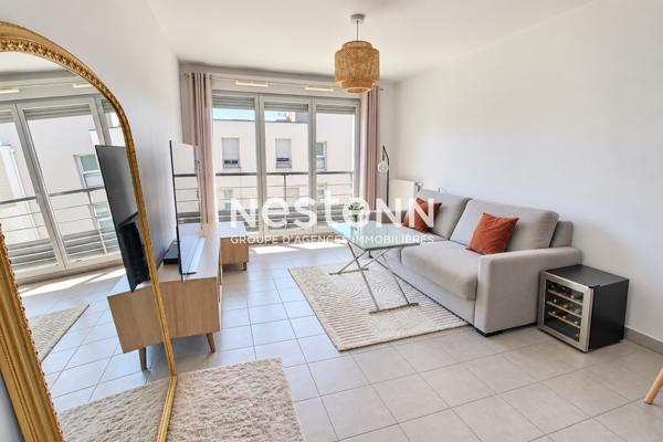 Secteur Centre ville : Au pied du tramway /  Centre-ville / Métro / Appartement 1 pièce(s) 28.5 m2