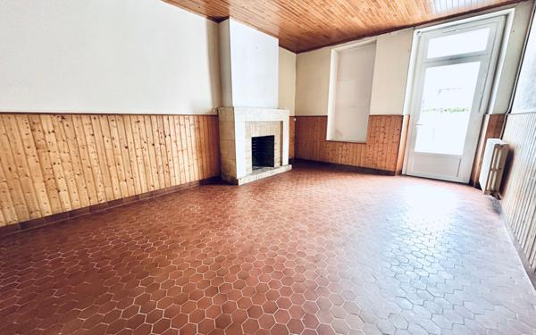 Maison à vendre    5 pièces •  Langon