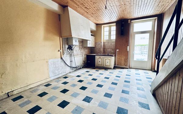 Maison à vendre    5 pièces •  Langon