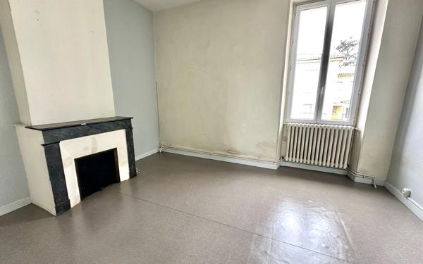 Maison à vendre    5 pièces •  Langon