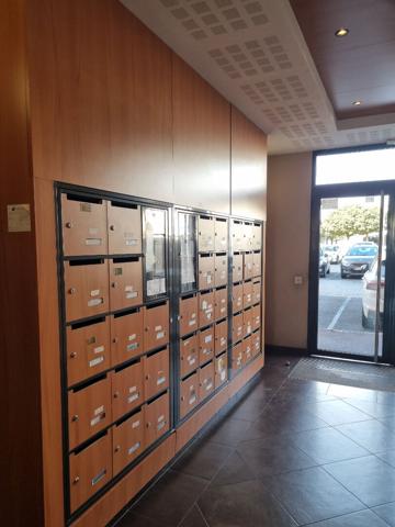 Appartement 2 pièce(s) 51.76 m2- EN CENTRE VILLE