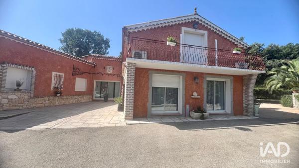 Maison à vendre 4 pièces 175 m² Saint-Privat-des-Vieux