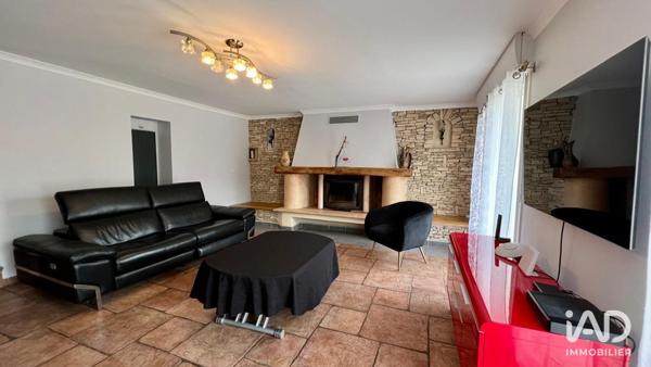 Maison à vendre 4 pièces 175 m² Saint-Privat-des-Vieux