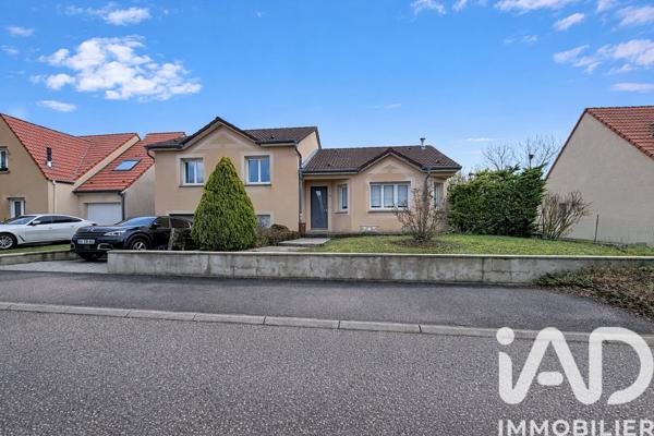 Maison à vendre 5 pièces 112 m² Sainte-Marie-aux-Chênes