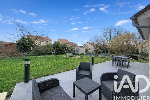 Maison à vendre 5 pièces 112 m² Sainte-Marie-aux-Chênes
